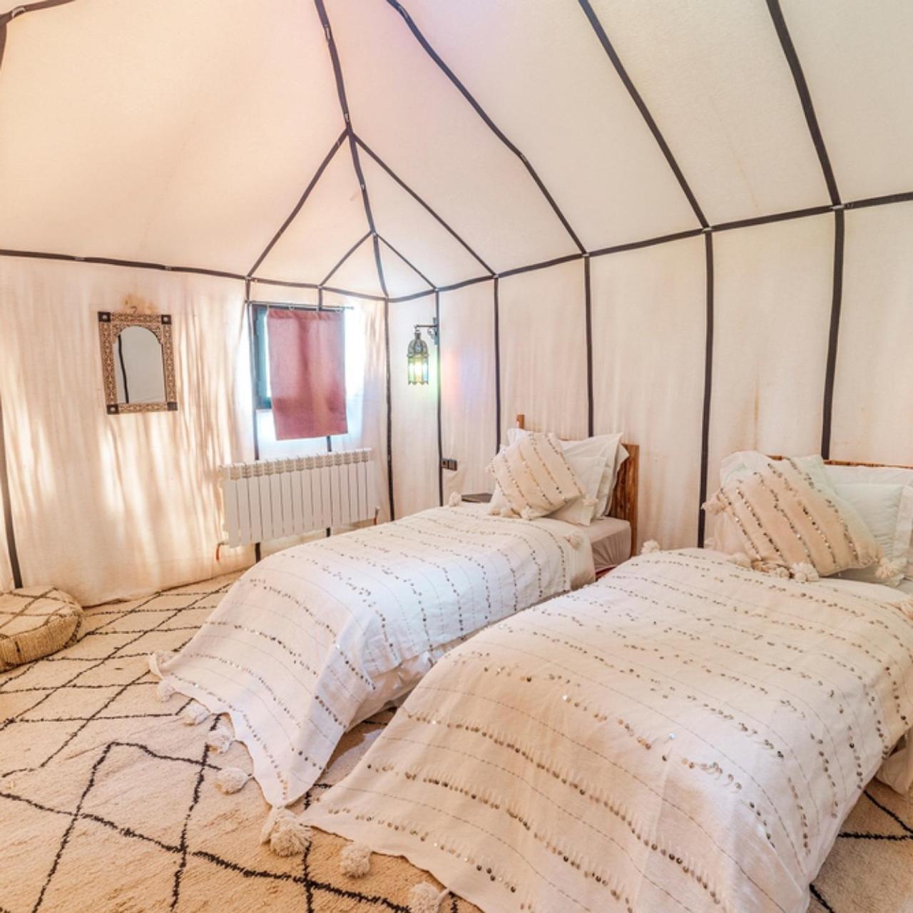 Merzouga Horizon Luxury Camp מראה חיצוני תמונה