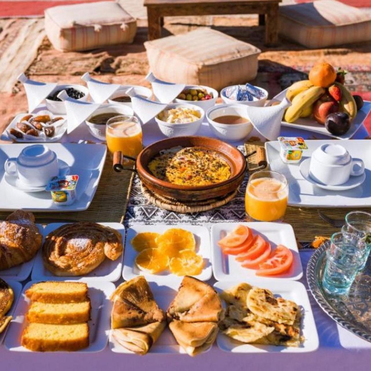 Merzouga Horizon Luxury Camp מראה חיצוני תמונה