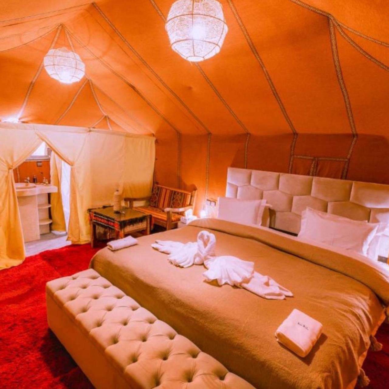 Merzouga Horizon Luxury Camp מראה חיצוני תמונה